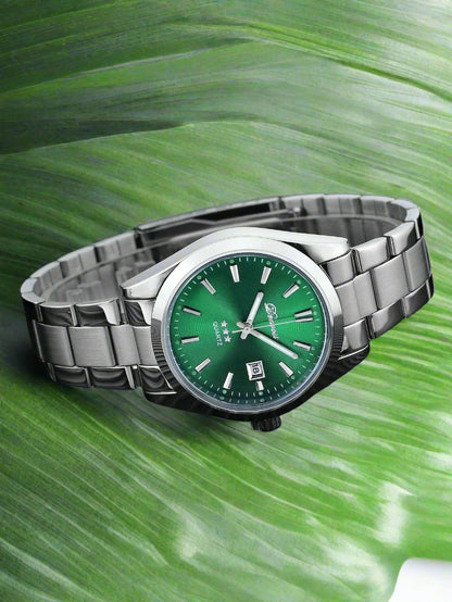 Men round Pointer Date Quartz Watch